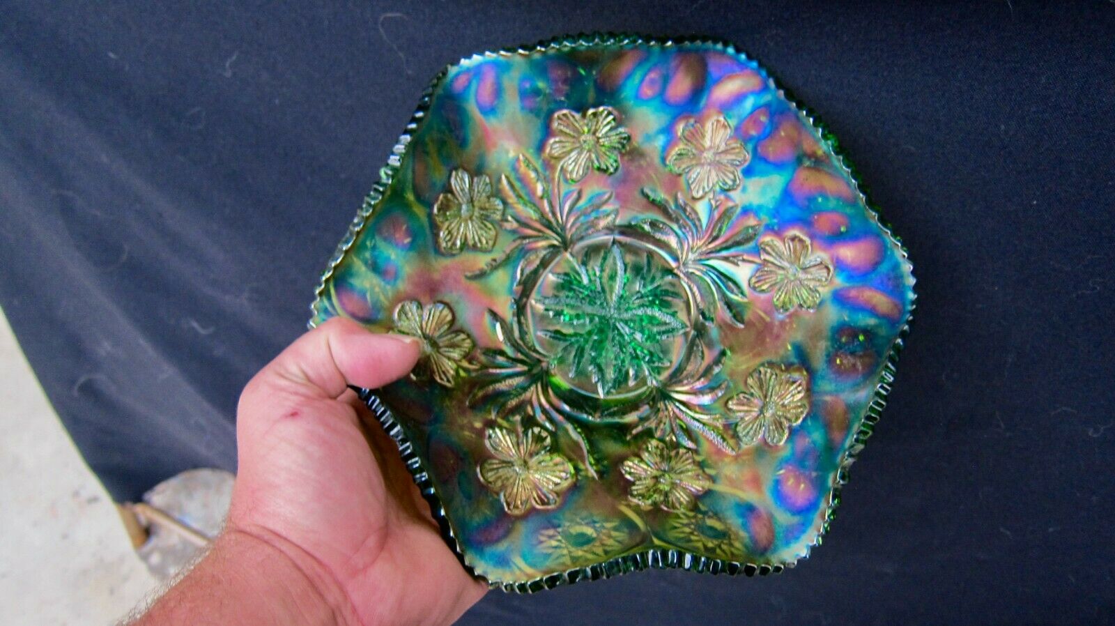 Millersburg  Green  Primrose  Ruffled Bowl  -  Excellent Color & Bright